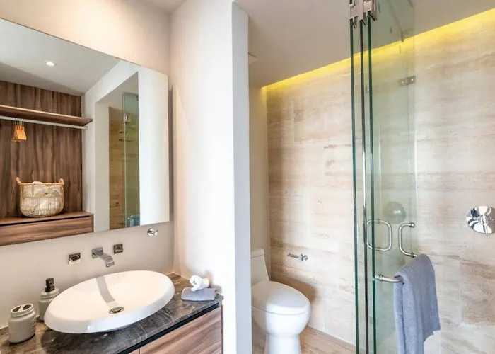 Apartment Kaab With Ocean View Pool